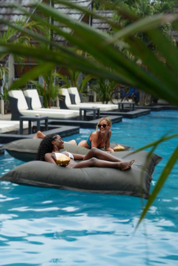 Copacabana Gili Air Mataram Exterior photo